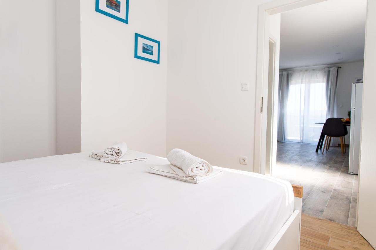 Exclusive Villa Almissa With Swimming Pool And Sea View Lokva Rogoznica Εξωτερικό φωτογραφία