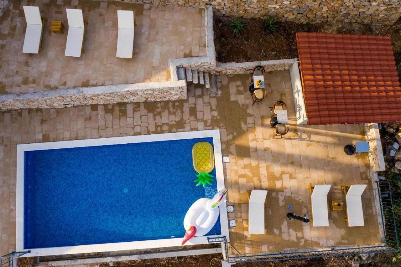 Exclusive Villa Almissa With Swimming Pool And Sea View Lokva Rogoznica Εξωτερικό φωτογραφία