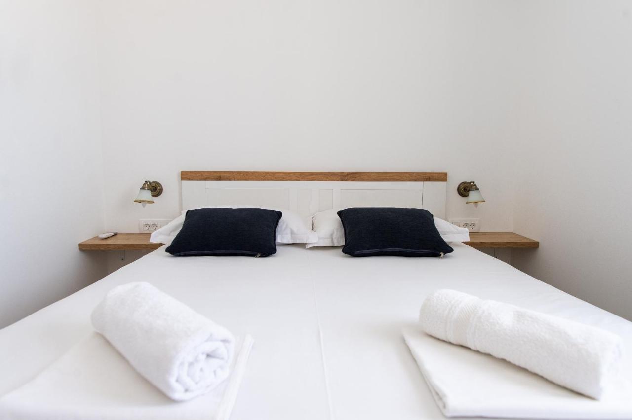 Exclusive Villa Almissa With Swimming Pool And Sea View Lokva Rogoznica Εξωτερικό φωτογραφία
